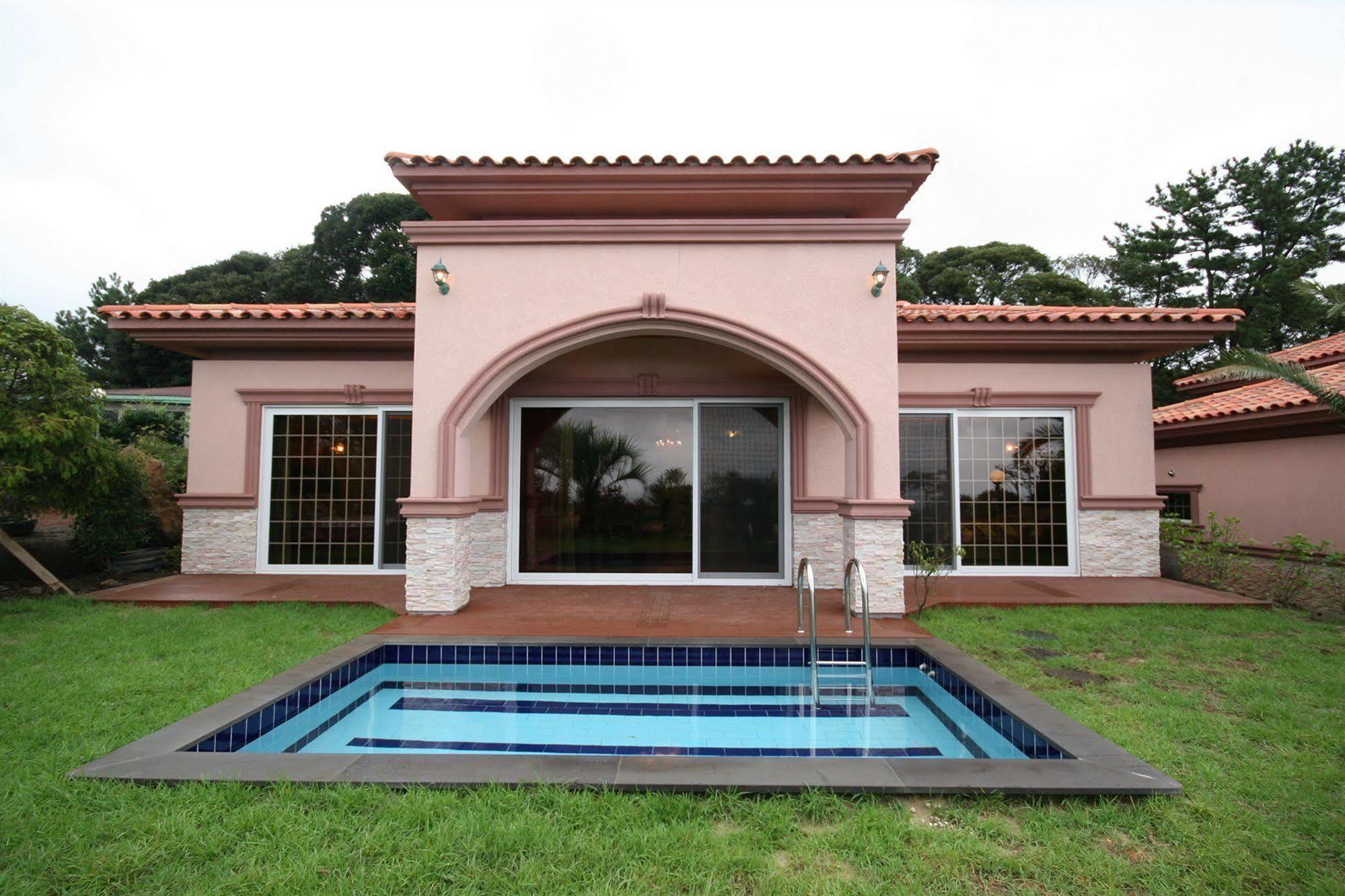Palm Valley Resort Seogwipo Bagian luar foto