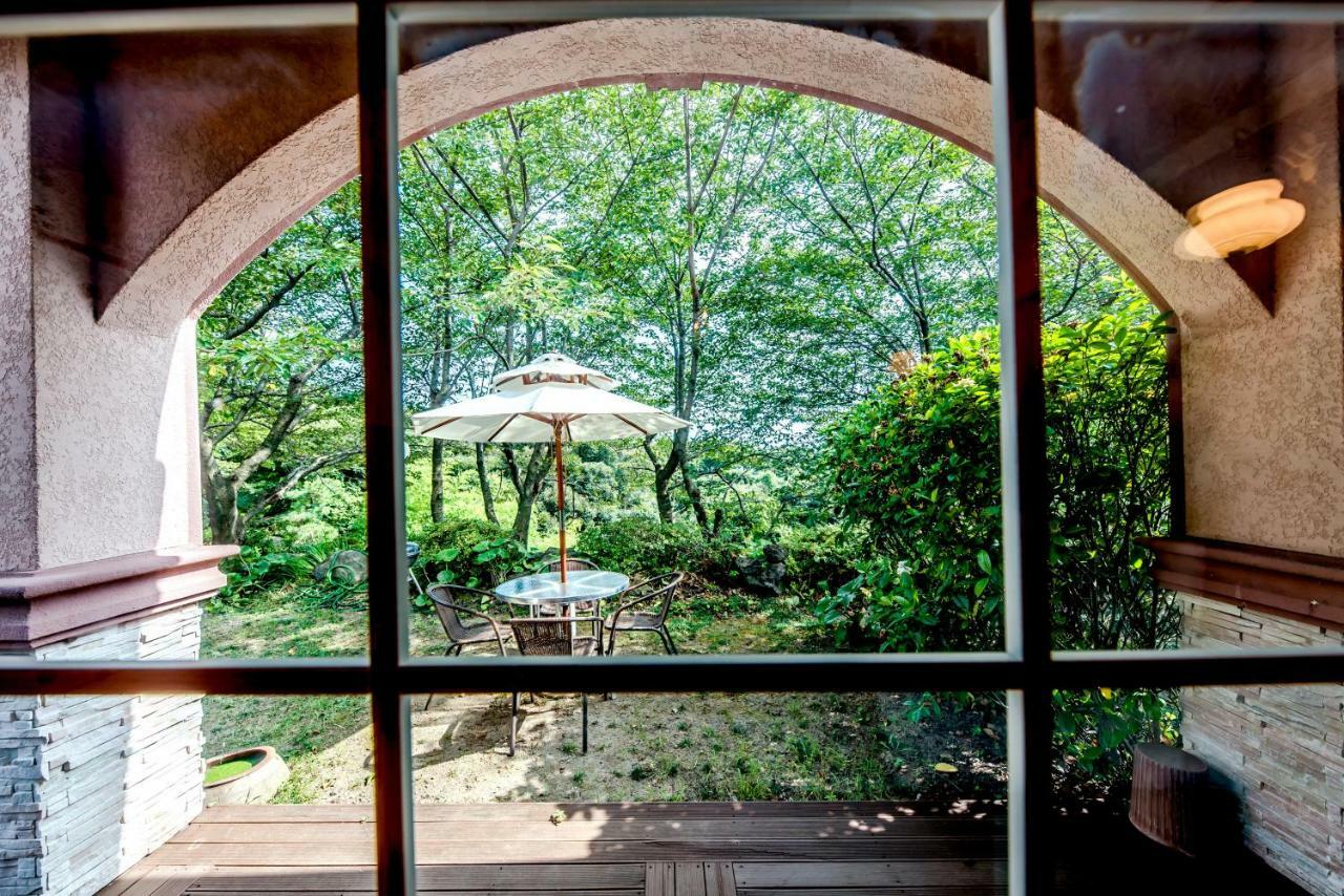 Palm Valley Resort Seogwipo Bagian luar foto